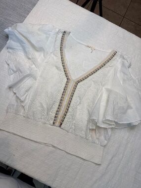 Floreat White Embroidered V-Neck Ruffle Sleeve Top with Multicolor Trim large